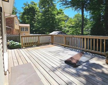 8925 Falling Creek Court - Photo Thumbnail 10