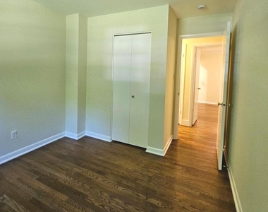 8925 Falling Creek Court - Photo Thumbnail 27