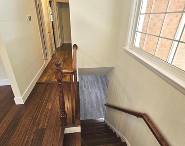 8925 Falling Creek Court - Photo Thumbnail 31