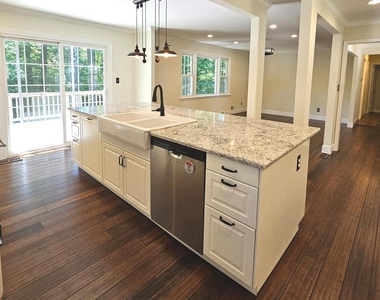 8925 Falling Creek Court - Photo Thumbnail 18