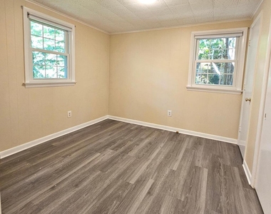 8925 Falling Creek Court - Photo Thumbnail 35