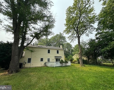 13524 Ellendale Drive - Photo Thumbnail 16