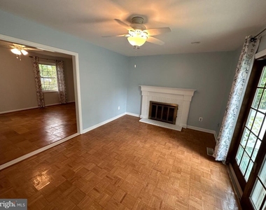 13524 Ellendale Drive - Photo Thumbnail 3