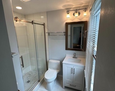 13524 Ellendale Drive - Photo Thumbnail 14