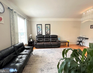 2386 Woodland Pond Lane - Photo Thumbnail 1