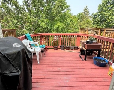 2386 Woodland Pond Lane - Photo Thumbnail 8