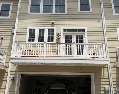 13697 Neil Armstrong Avenue - Photo Thumbnail 6
