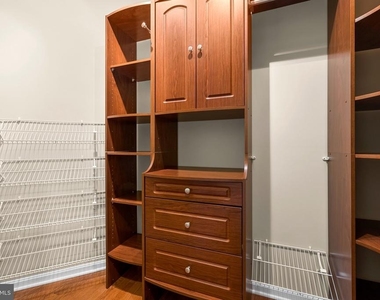 9161 Finnegan Street - Photo Thumbnail 32