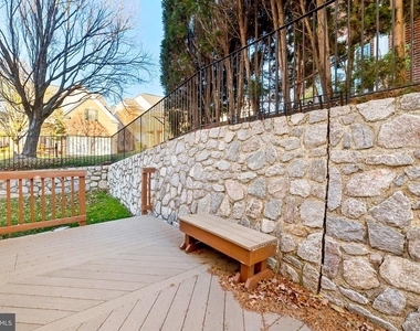 9161 Finnegan Street - Photo Thumbnail 24