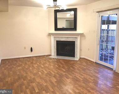 9354 Mccarthy Woods Court - Photo Thumbnail 13
