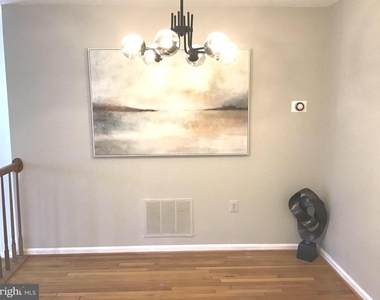 9354 Mccarthy Woods Court - Photo Thumbnail 6