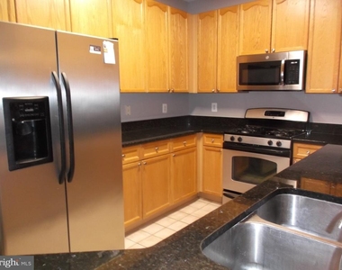 2710 Bellforest Court - Photo Thumbnail 11