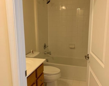 9022 Randolph Circle - Photo Thumbnail 14