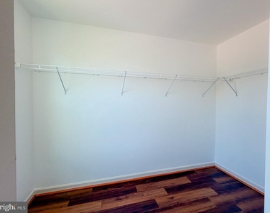 18133 Scenic Creek Lane - Photo Thumbnail 14