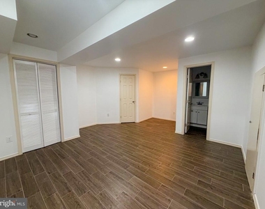 18133 Scenic Creek Lane - Photo Thumbnail 23