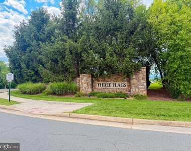 18133 Scenic Creek Lane - Photo Thumbnail 29