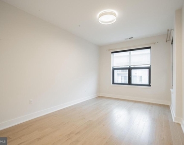 701 Swann Avenue - Photo Thumbnail 28
