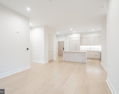 701 Swann Avenue - Photo Thumbnail 19