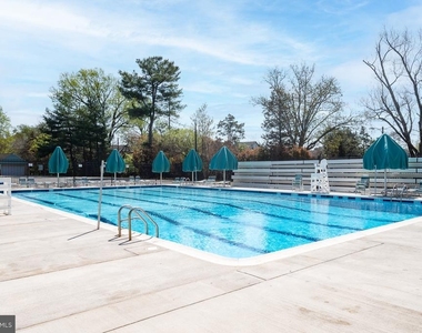 2138 Patrick Henry Drive - Photo Thumbnail 94
