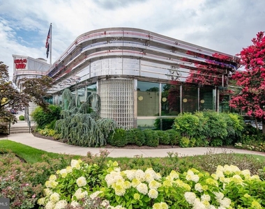 2138 Patrick Henry Drive - Photo Thumbnail 97