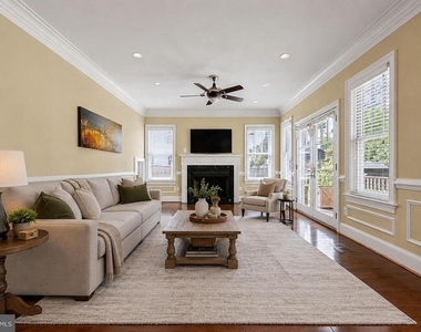 2138 Patrick Henry Drive - Photo Thumbnail 108