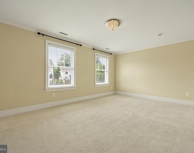 2138 Patrick Henry Drive - Photo Thumbnail 64