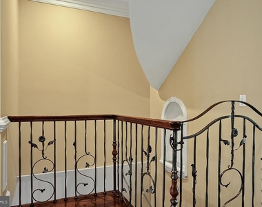 2138 Patrick Henry Drive - Photo Thumbnail 68