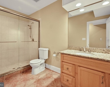 2138 Patrick Henry Drive - Photo Thumbnail 74