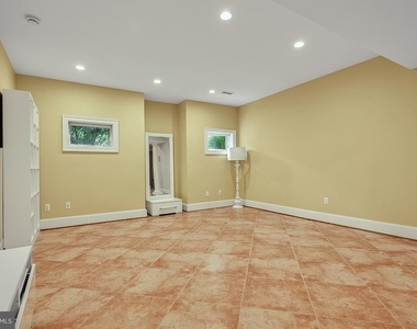 2138 Patrick Henry Drive - Photo Thumbnail 71