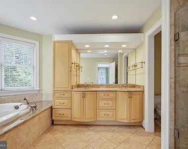 2138 Patrick Henry Drive - Photo Thumbnail 45