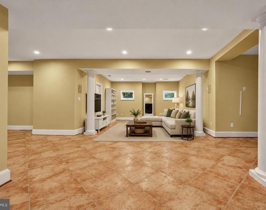 2138 Patrick Henry Drive - Photo Thumbnail 113