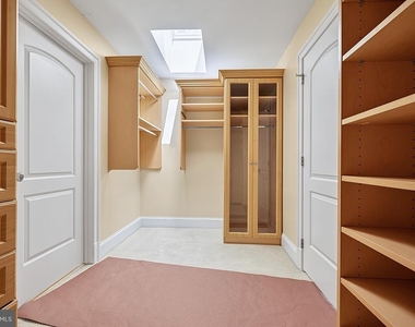 2138 Patrick Henry Drive - Photo Thumbnail 54