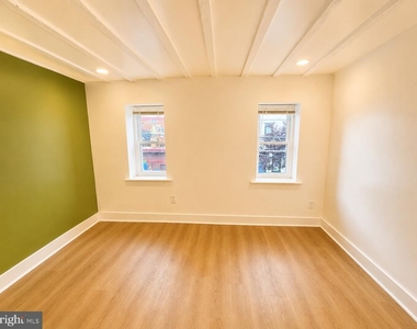 109 W Thompson Street - Photo Thumbnail 7