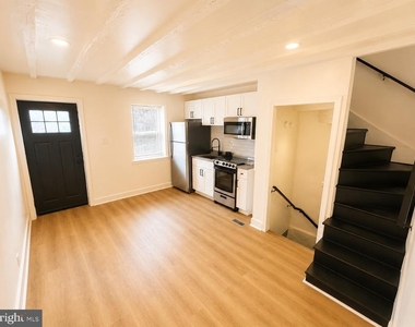 109 W Thompson Street - Photo Thumbnail 6