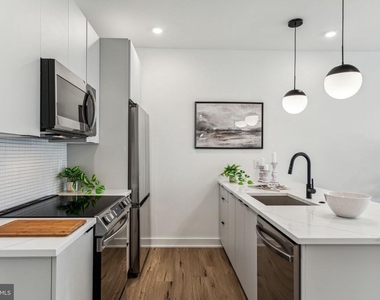 139 W Chelten Avenue - Photo Thumbnail 1