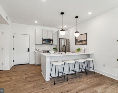 139 W Chelten Avenue - Photo Thumbnail 6