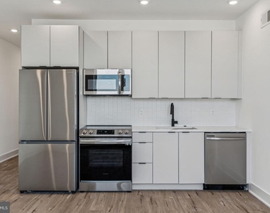 139 W Chelten Avenue - Photo Thumbnail 5