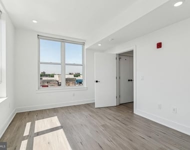 139 W Chelten Avenue - Photo Thumbnail 9