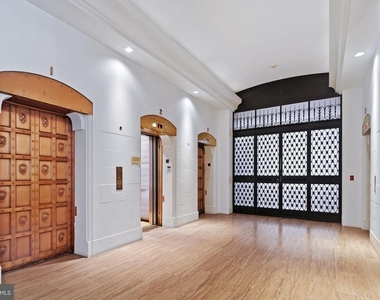 111 S 15th Street - Photo Thumbnail 30