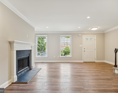 5400 Wissahickon Avenue - Photo Thumbnail 3
