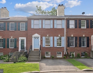 5400 Wissahickon Avenue - Photo Thumbnail 2