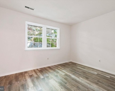 175 Parker Avenue - Photo Thumbnail 17
