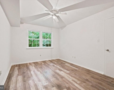 175 Parker Avenue - Photo Thumbnail 19