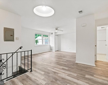 175 Parker Avenue - Photo Thumbnail 7