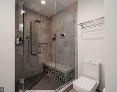 1600 Arch Street - Photo Thumbnail 15