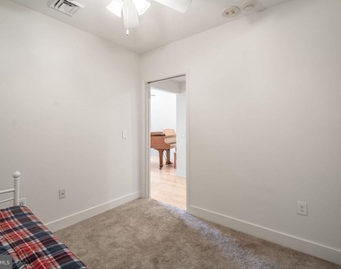 1600 Arch Street - Photo Thumbnail 17
