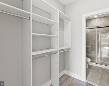 2626 Trenton Ave - Photo Thumbnail 5