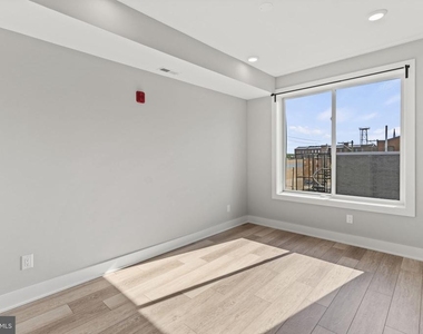 2626 Trenton Ave - Photo Thumbnail 33