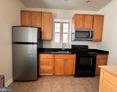 929 S 13th Street - Photo Thumbnail 9