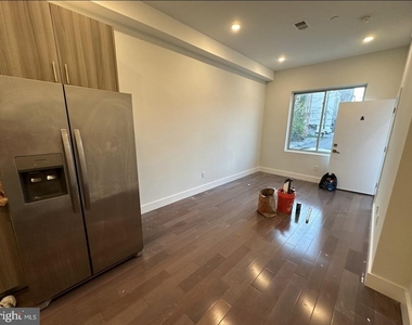 1221 N 15th Street - Photo Thumbnail 1